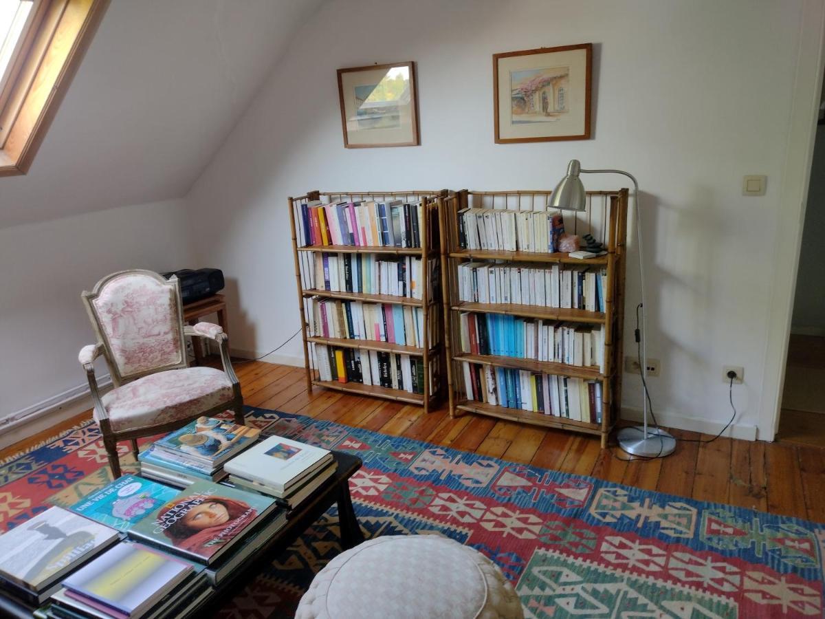 Bed and Breakfast L Heure Bleue Wezembeek-Oppem Exterior foto